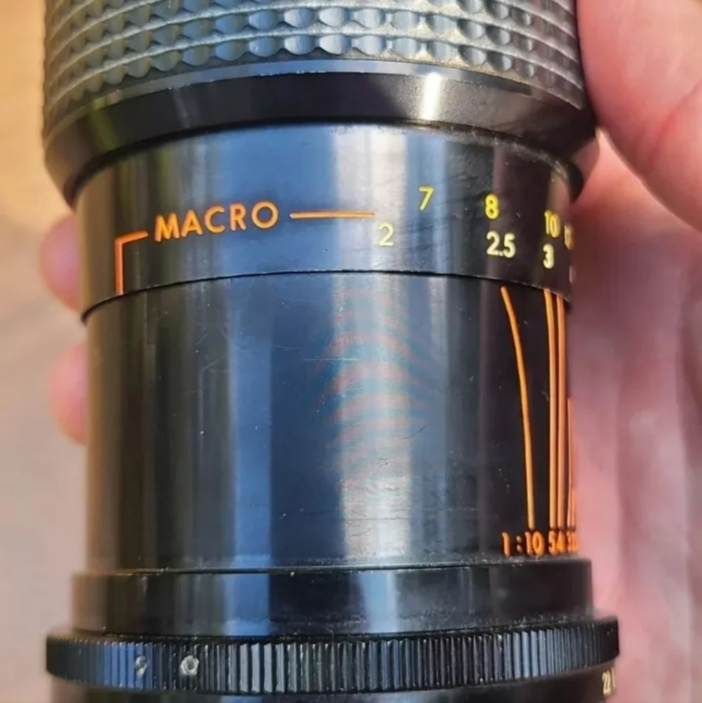 Vintage Nikura 75-200 mm 1:4 Manual Focus Zoom Lens With Case made in Korea